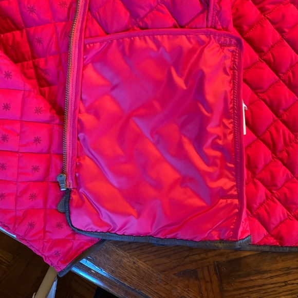 Vintage Eddie Bauer Lightweight Quilted Goose Down Jacket in Raspberry, Size PM. - Picture 11 of 13
